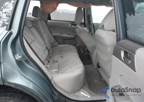 2009 Subaru Forester 2.5X из США, поврежденный, VIN JF2SH63639H743028